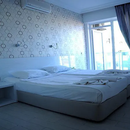 My Diva Hotel *